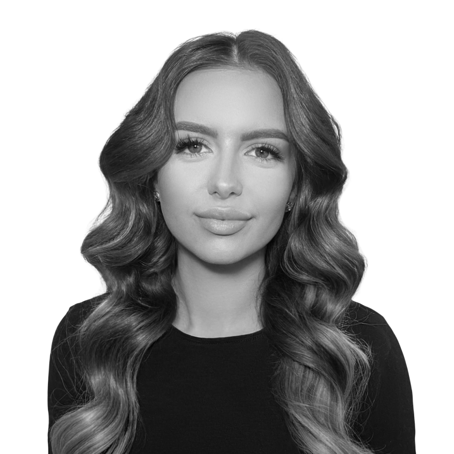 The image is a portrait-pic of one of our team-member: Diana Rusu